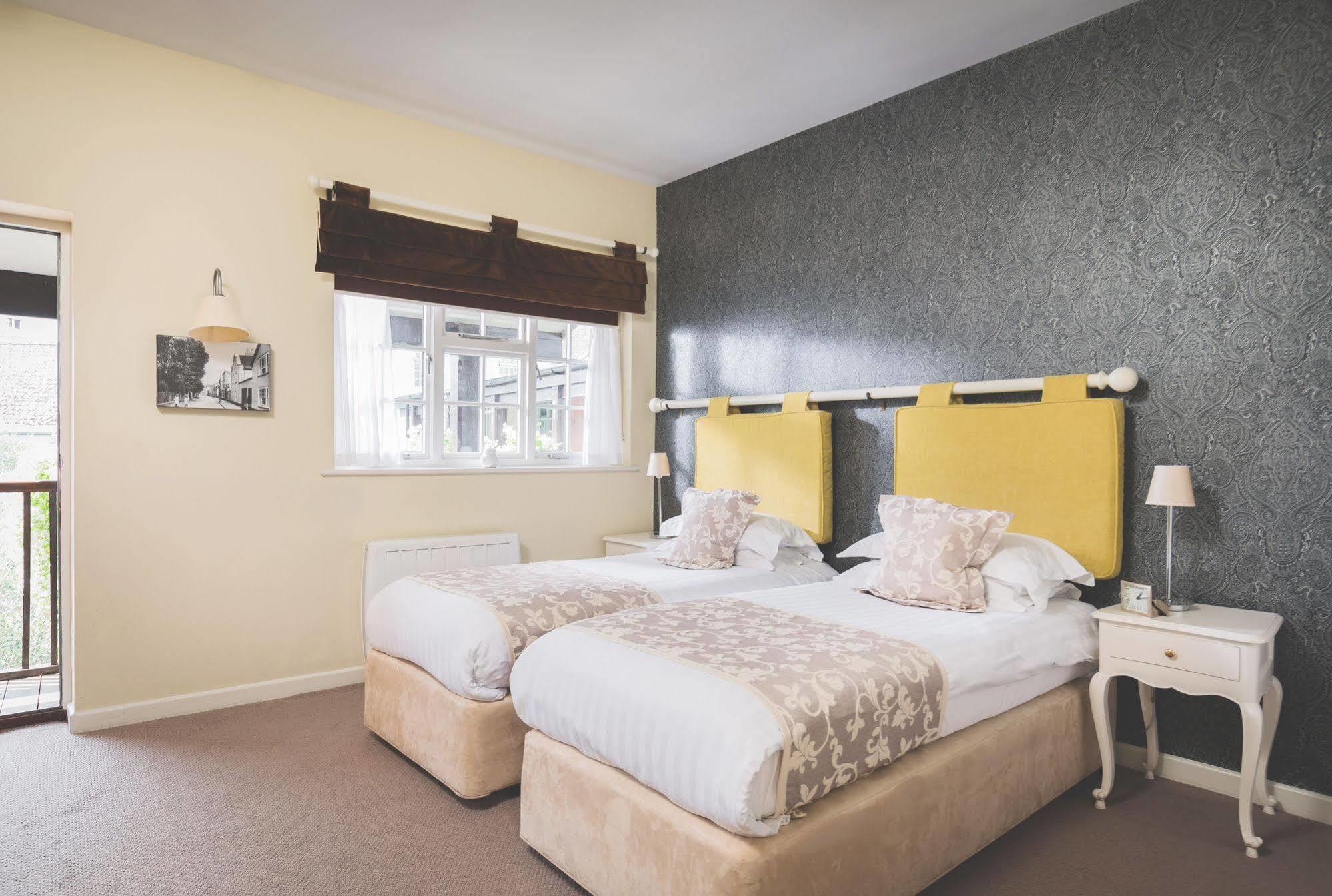 The Globe Hotell Exeter Exteriör bild