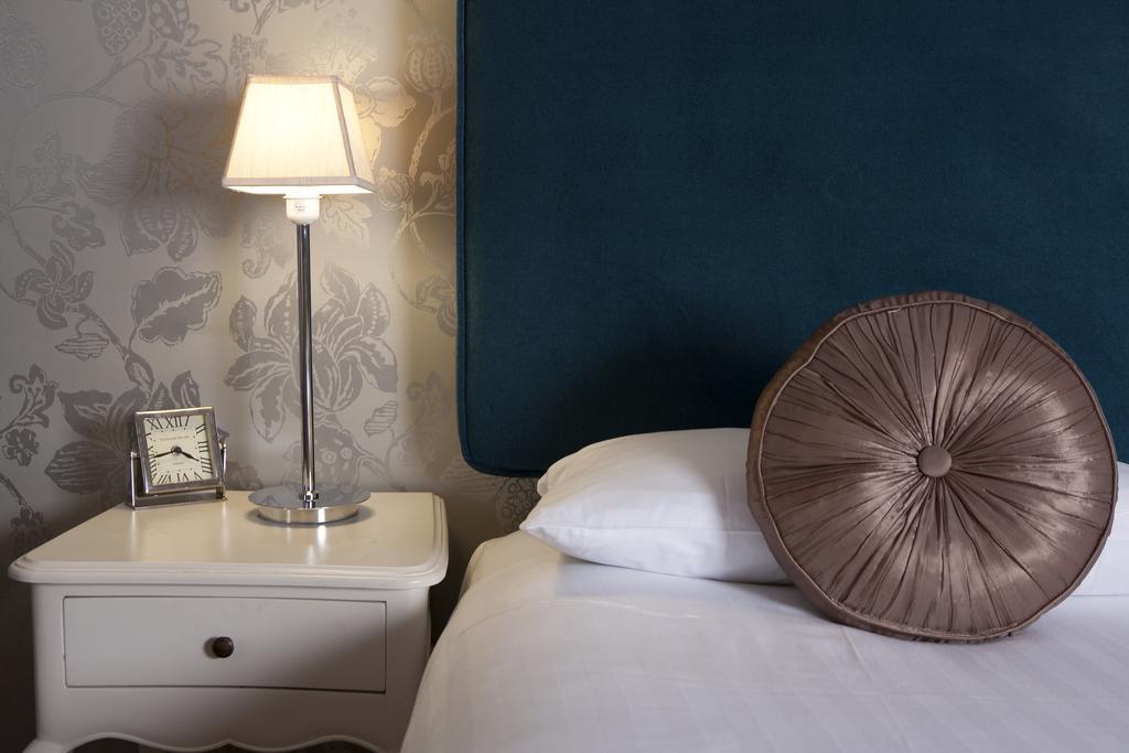 The Globe Hotell Exeter Exteriör bild